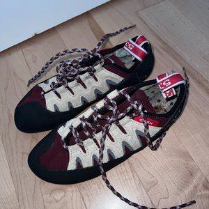 Women’s Fiveten Siren Climbing Shoe